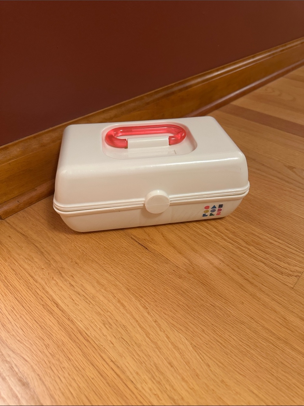 White Caboodles Storage Box with Pink Handle